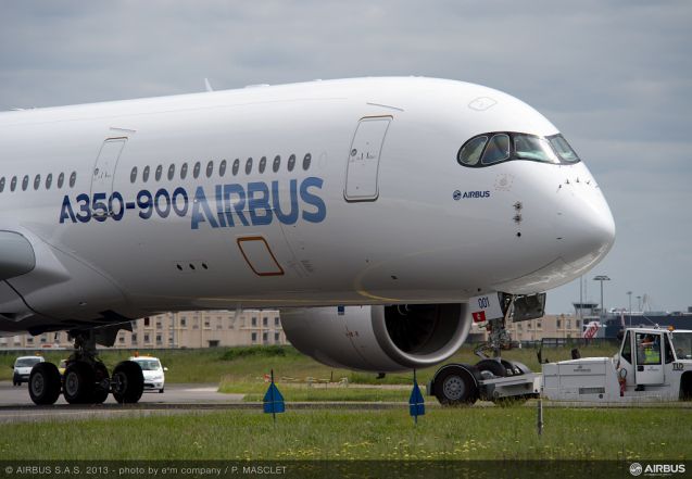 Der Erstflug des neuen A350 von Airbus ist das Topthema der diesjährigen Flugschau in Le Bourget. Foto: Airbus