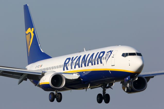 Ryanair hält trotz Flugplan-Desaster an Gewinnziel fest - AERO