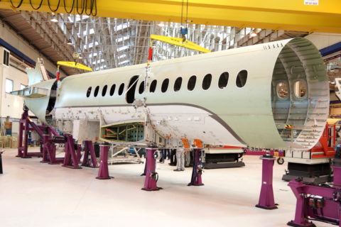 Das mittlere Rumpfsegment der ersten Falcon 5X