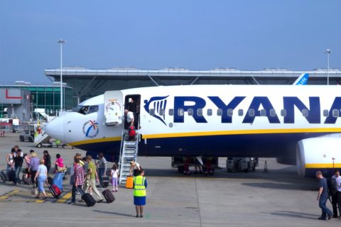 Für Europas größten Billigflieger Ryanair geht es weiter kräftig aufwärts. Bild: Shutterstock