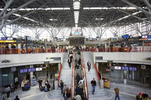 Am Flughafen Stuttgart herrscht nach dem Streik gestern heute wieder Normalbetrieb. Foto: FH Stuttgart