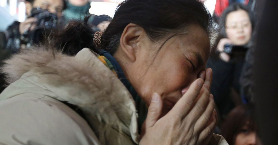 Chinesische Angehörige der Passagiere des verschollenen Flugzeugs MH370 haben Malaysia Airlines zu einer besseren Betreuung aufgefordert. Bild: Reuters