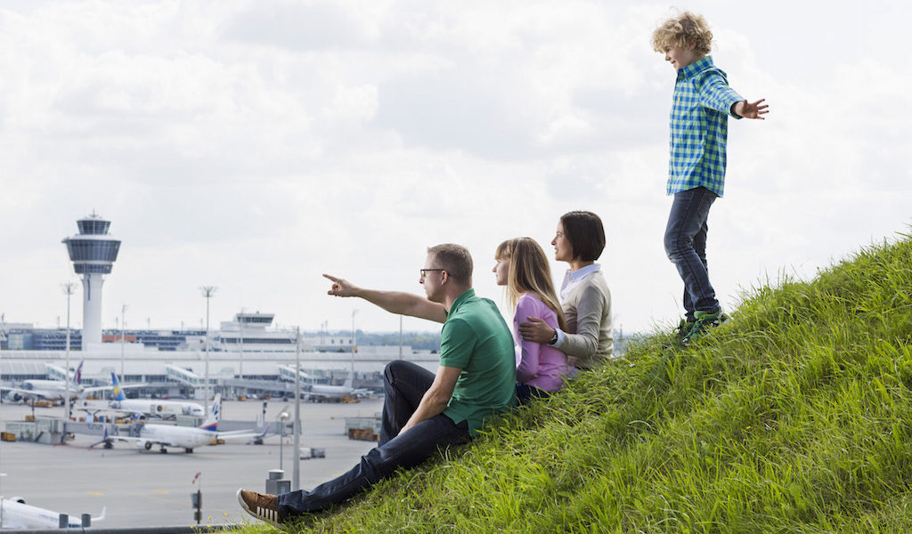 Der Besucherpark gibt einen Einblick in das Geschehen des Münchner Flughafen. Bild: Flughafen München GmbH