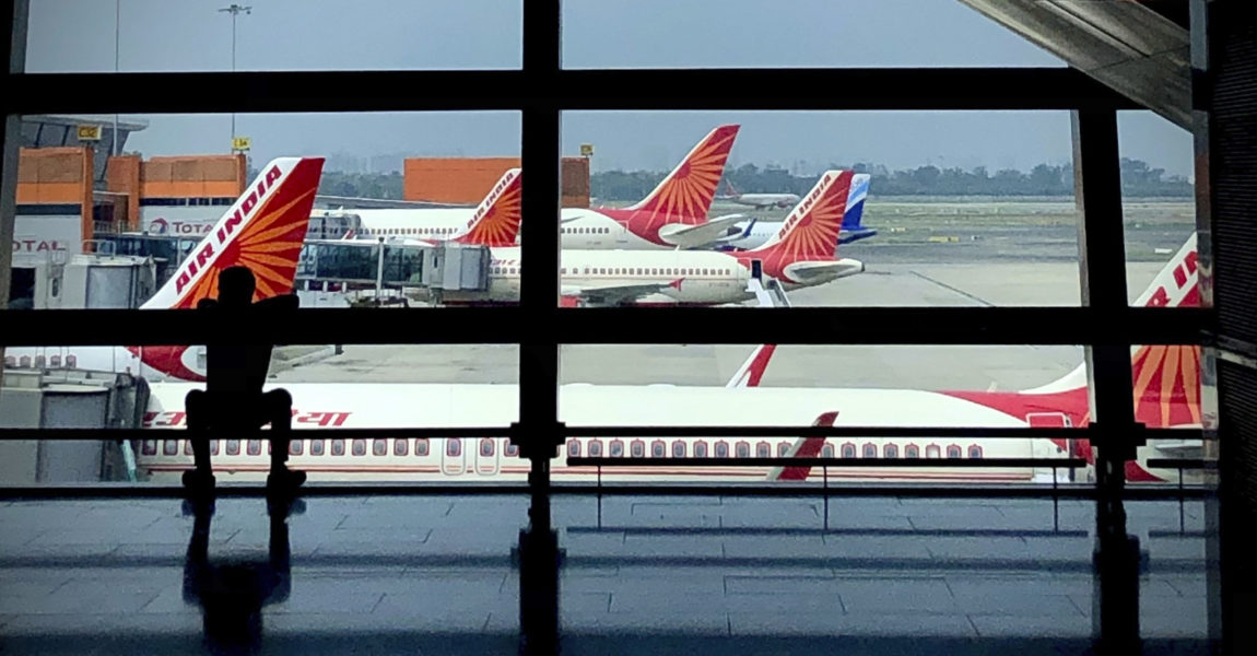 Nachdem ein Mann in einem Air-India-Flugzeug auf eine Mitreisende uriniert haben soll, hat die Fluggesellschaft ihm nun ein viermonatiges Flugverbot erteilt.