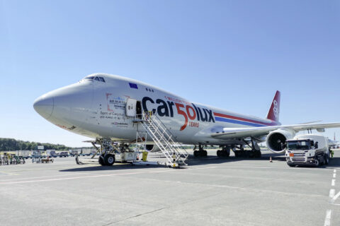 Die Boeing 747-8F mit dem Kennzeichen LX-VCC hob als erster SAF-betriebener Jet vom Luxemburger Airport ab.