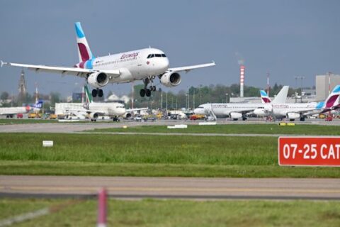 Der Flughafen gibt im Rahmen einer Pressekonferenz seine Geschäftszahlen für das vergangene Jahr bekannt.