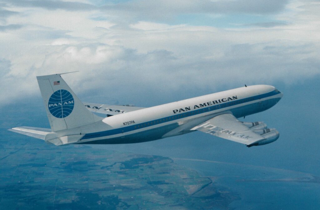 Die Pan Am Boeing 707.