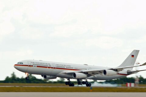 Der ehemalige Regierungsflieger ist auch als Pannen-Airbus bekannt. Nun wird die A340 verkauft, es gibt mehrere Interessenten.