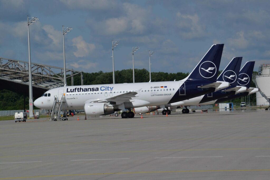 Nur durch den „City“- Zusatz unterscheiden sich die City-Airlines-Maschinen von den Jets der Lufthansa.