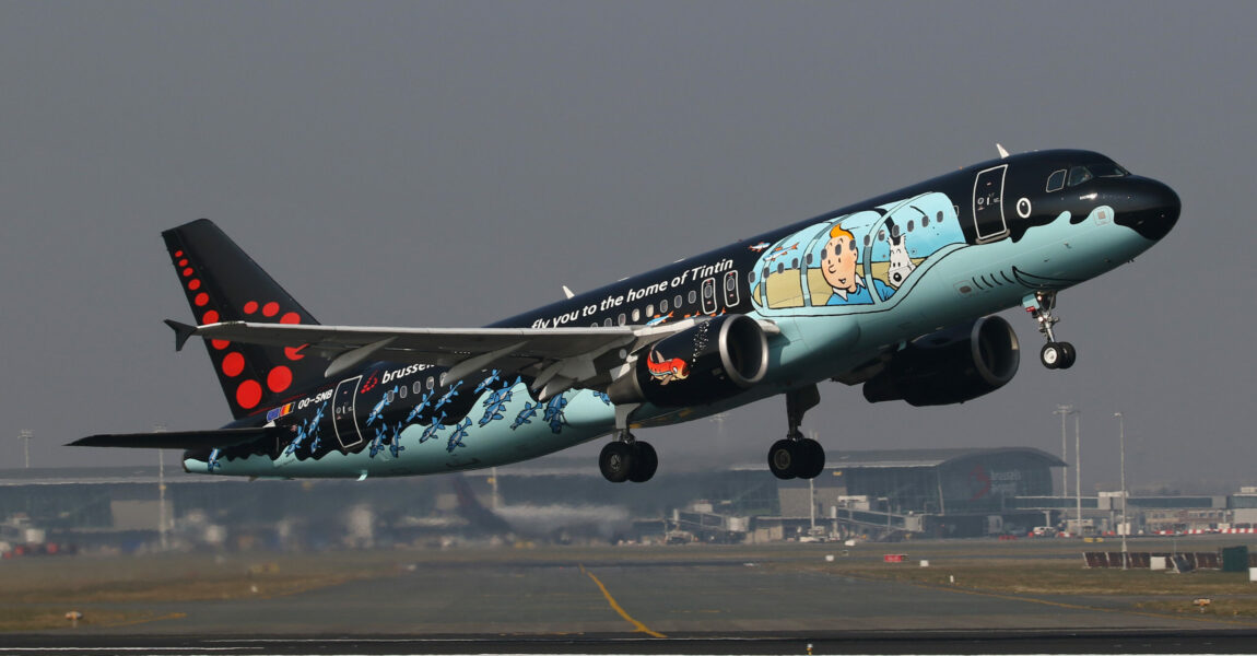 Brussels Airlines hat ihre A320 mit der Kennung OO-SNB mit Tim-und-Struppi-Motiven lackiert.