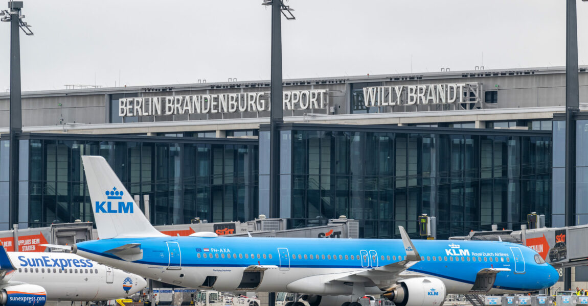 KLM setzte im September erstmals eine fabrikneue A321neo auf der Verbindung von und nach Amsterdam ein. Mit Airbussen der Neo-Familie soll sukzessive die bisherige Boeing-737-Flotte abgelöst werden.