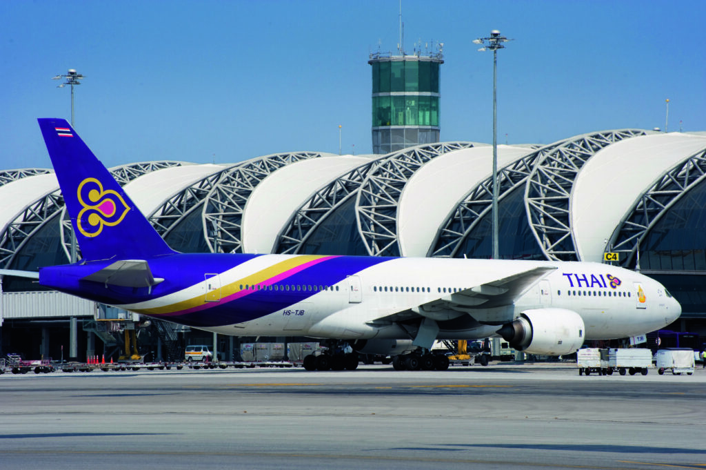 Nur in jenen Boeing 777, mit denen THAI von ihrem Hub Bangkok-Su- varnabhumi nach London fliegt, ist noch eine First Class an Bord.