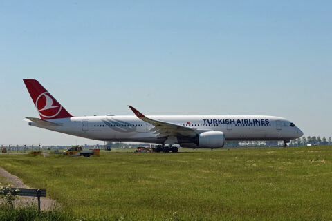 Ein Airbus A350-900 der Turkish Airlines ist auf dem New Yorker Flughafen JFK notgelandet, nachdem der Kapitän während des Fluges verstarb.