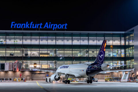 Am Flughafen Frankfurt gibt es ein grundsätzliches sechsstündiges Verbot von Flügen zwischen 23 und 5 Uhr.