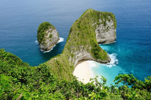 Aktuell finden kaum Flüge von und nach Bali statt. Grund ist ein Vulkanausbruch auf der Insel Flores.