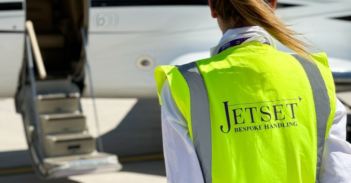 Lokal trifft global - mit Jetset als Partner tritt ExecuJet in den griechischen Markt ein.