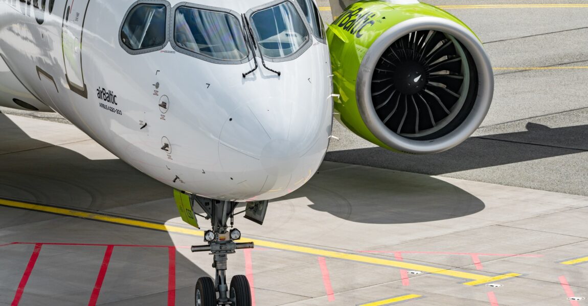 AirBaltic wird dem Start-up SUA bis zu fünf A220-300 im Wetlease zur Verfügung stellen, damit der Newcomer im Herbst den Flugbetrieb aufnehmen kann.