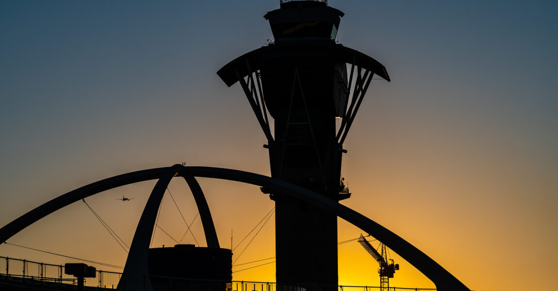 Noch haben die Waldbrände keinen Einfluss auf den Flugverkehr am Los Angeles International Airport.